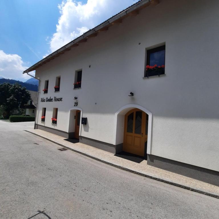 House Godec - Ratece Planica Apartment *